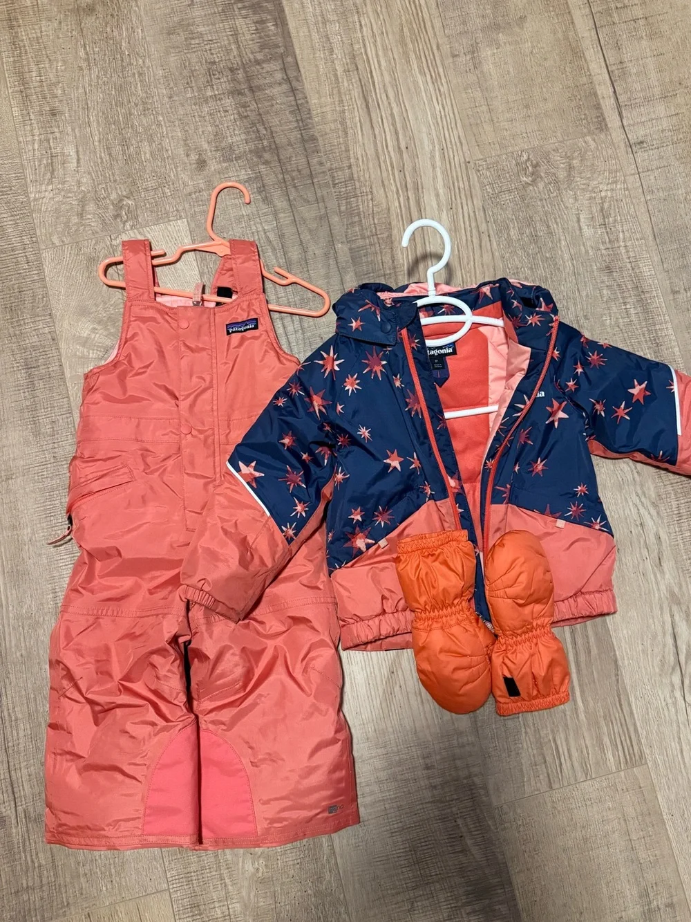 Patagonia Navy & Coral Star Ski Jacket with Coral Snow Bibs